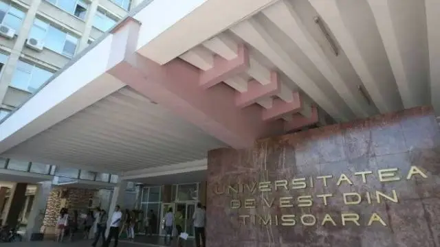 ADMITERE SEPTEMBRIE 2015: Cand incepe admiterea si cate locuri mai sunt la UVT